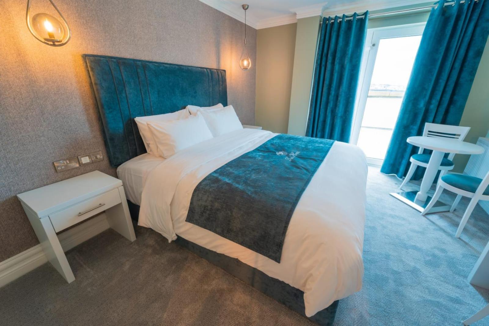 Tara Hotel Killybegs Exterior photo