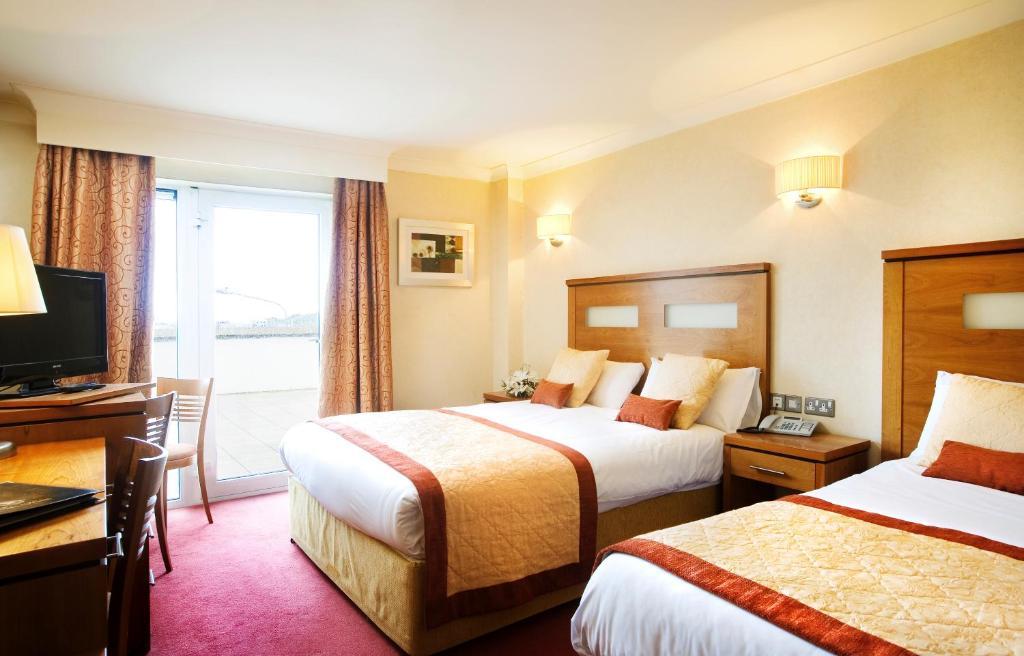 Tara Hotel Killybegs Room photo